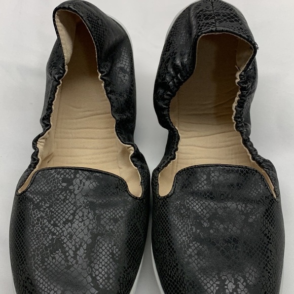 Kruzers by Fit Kicks Foldable Shoes Flats Black Snake Skin Pattern Size XL - Picture 4 of 10